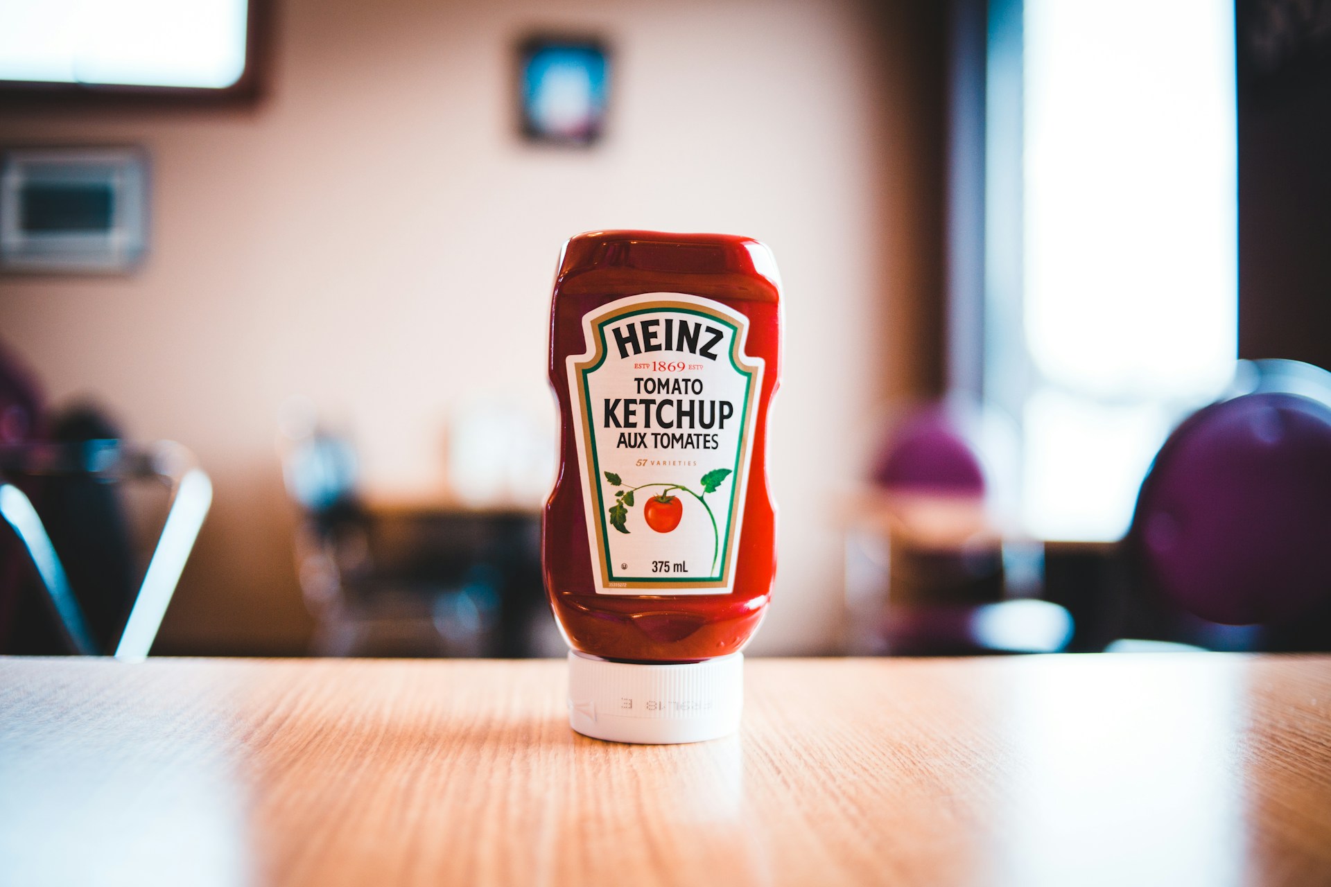 Erik-Mclean-L9X4U45Venw-Unsplash