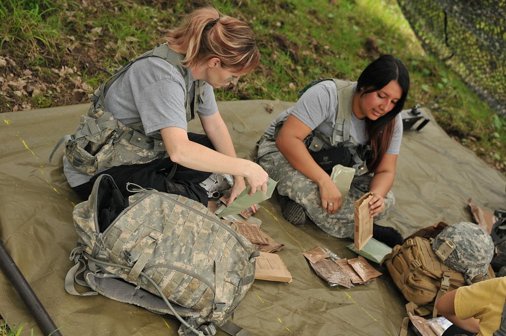 1024Px-Spouse Spur Ride 130509-A-Zr192-286