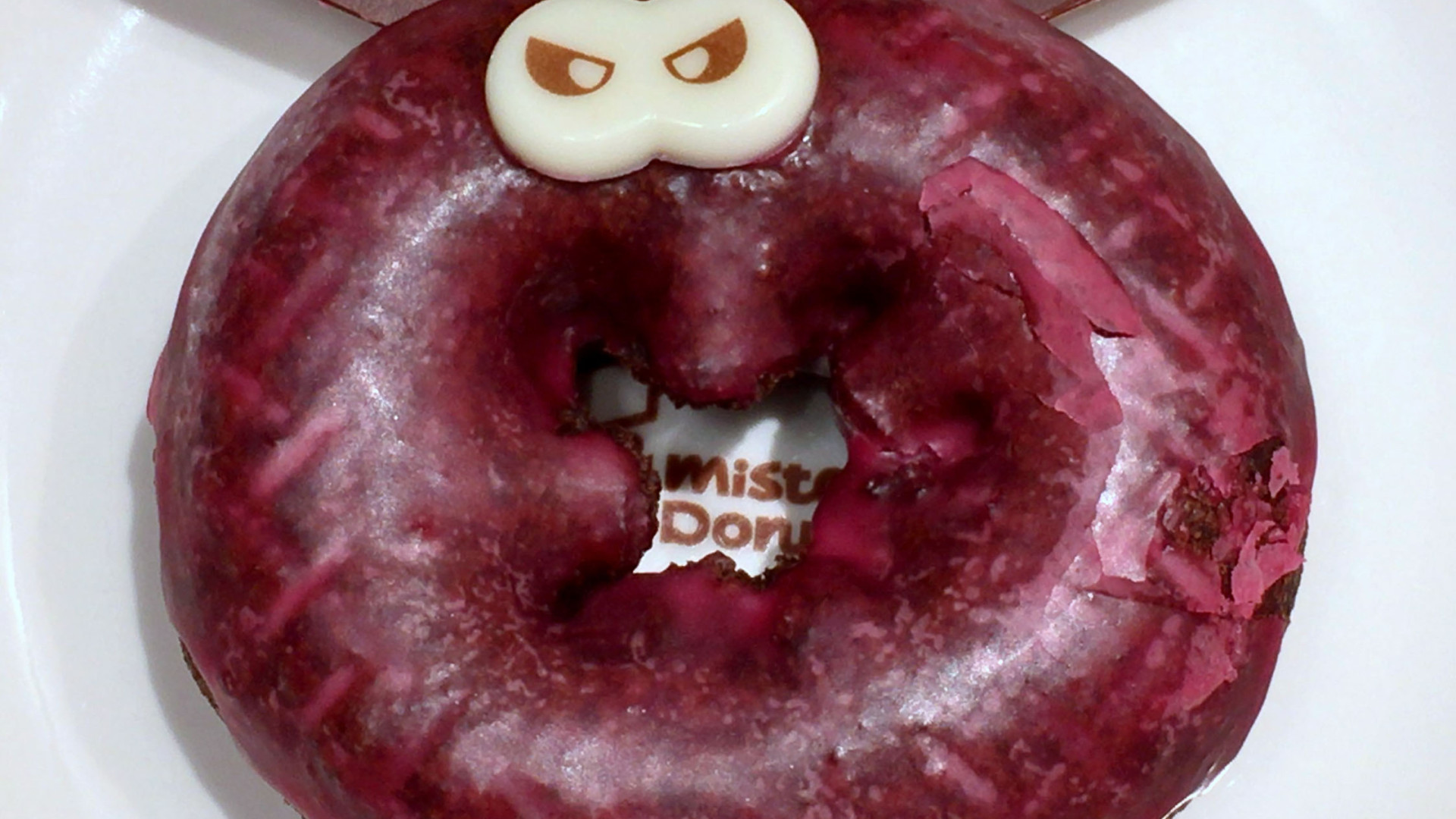 File:Flapping Bat of Mister Donut in Japan.jpg