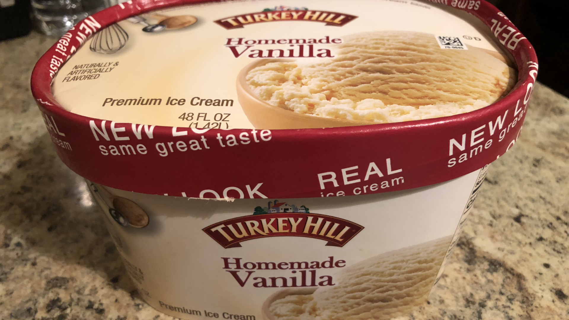File:2019-12-25 01 15 23 An unopened tub of Turkey Hill Homemade Vanilla Premium Ice Cream in the Parkway Village section of Ewing Township, Mercer County, New Jersey.jpg