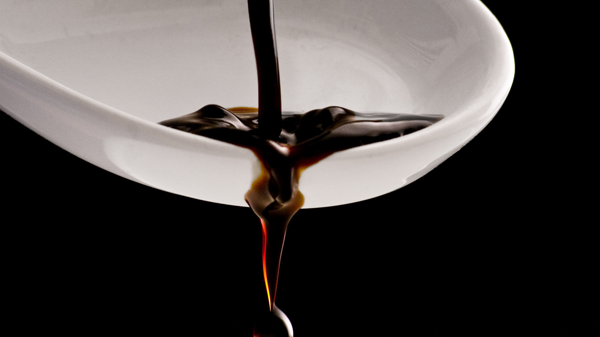 File:Balsamic vinegar (drops).jpg