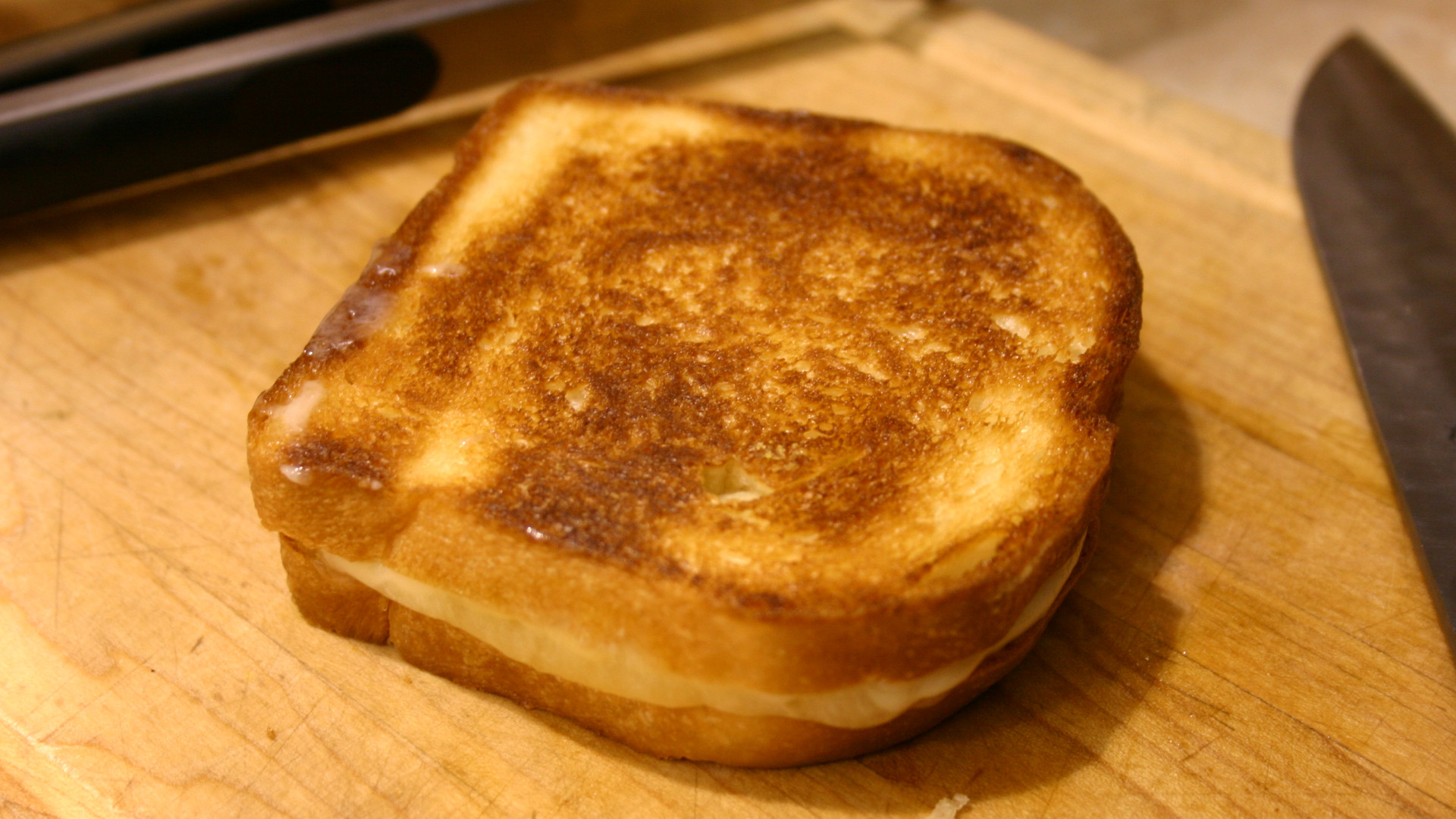 File:Simple grilled cheese.jpg