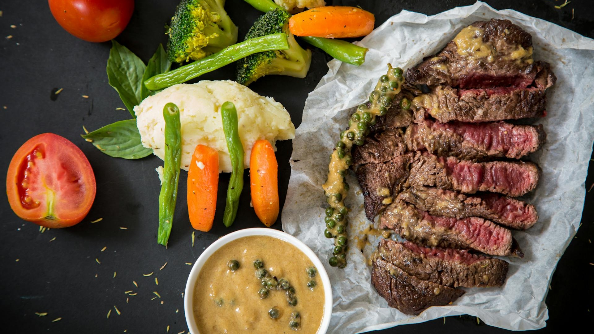 Pexels-Vanmalidate-769289