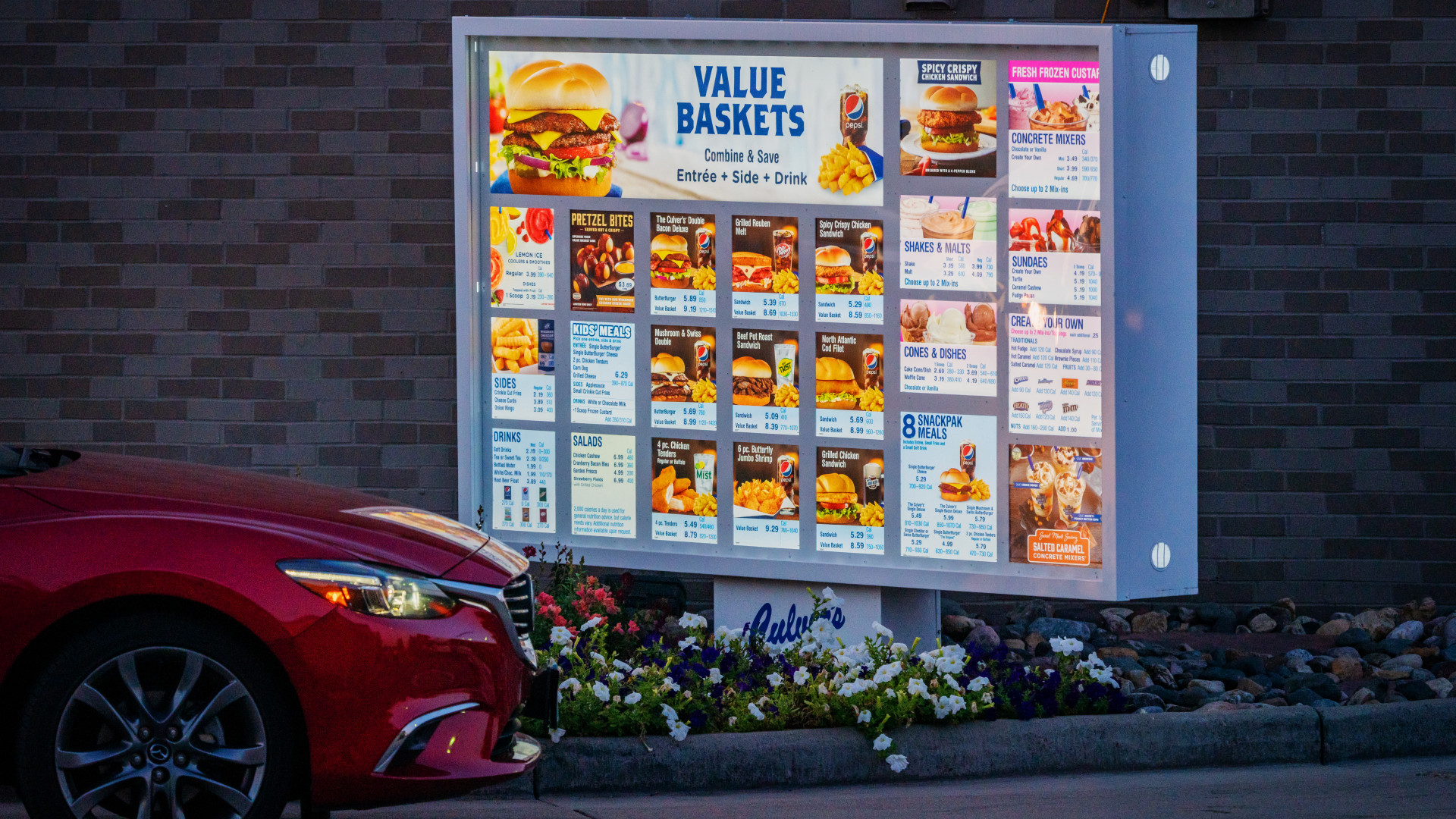 File:Culver's Drive-Thru Restaurant Menu.jpg