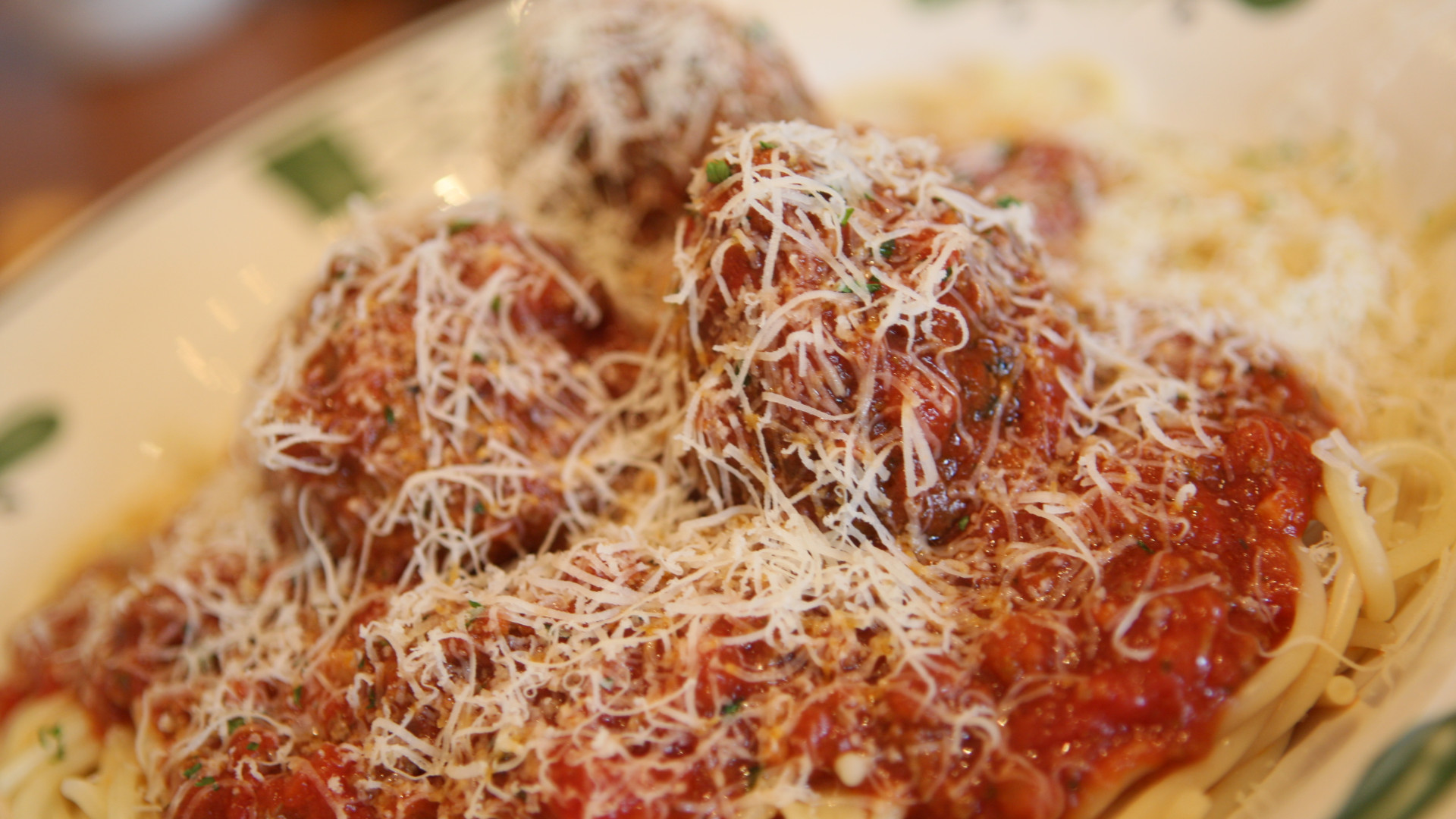 File:Spaghetti with meatballs 3.jpg