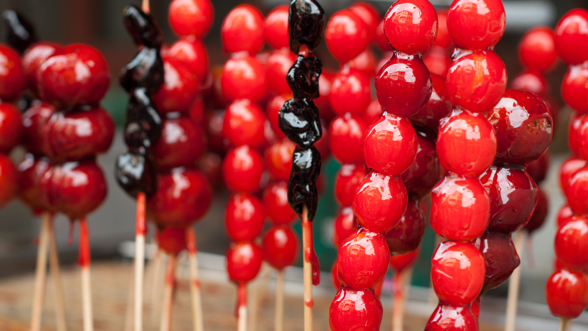 File:Glazed Tomatoes and Berries.jpg