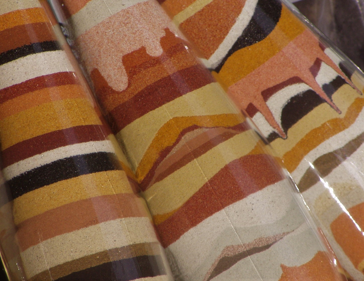 File:Closeup sand bottles.jpg