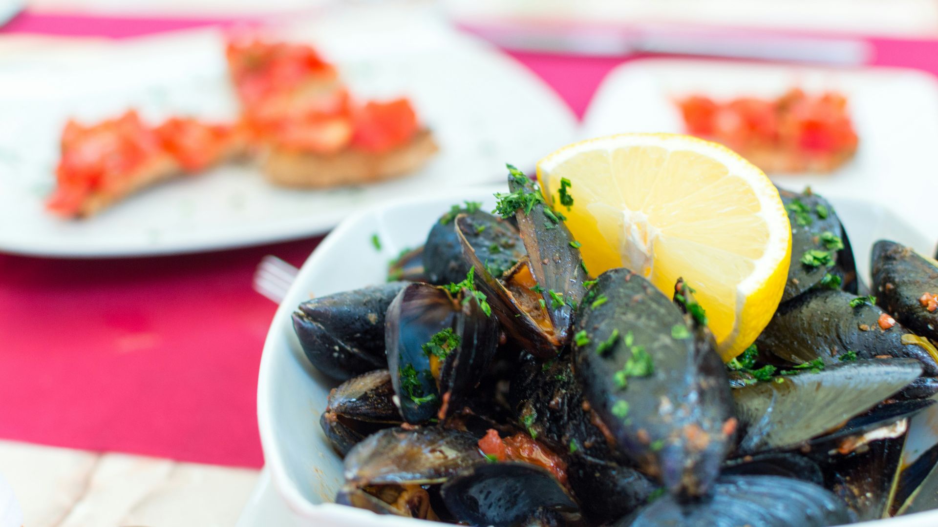 shallow focus photography of seafoods