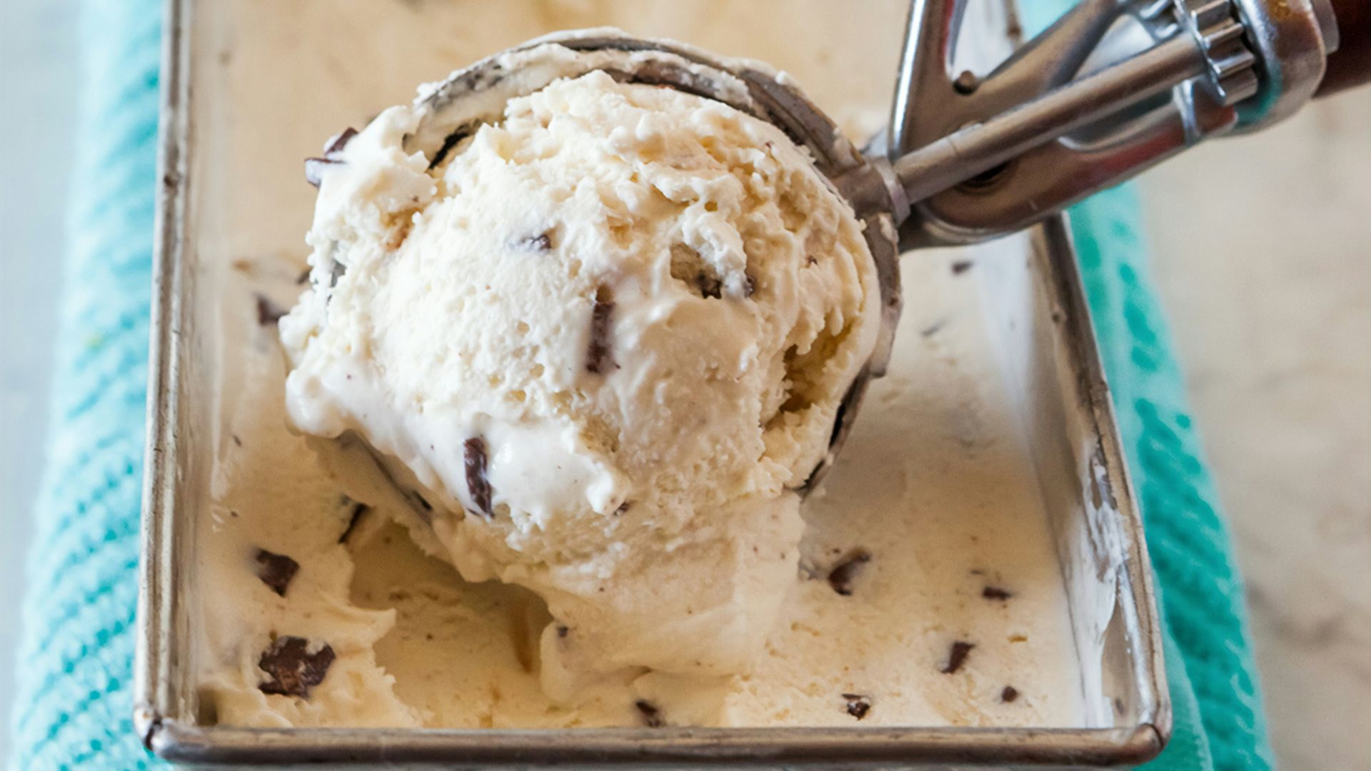 ice cream on stainless steel tray