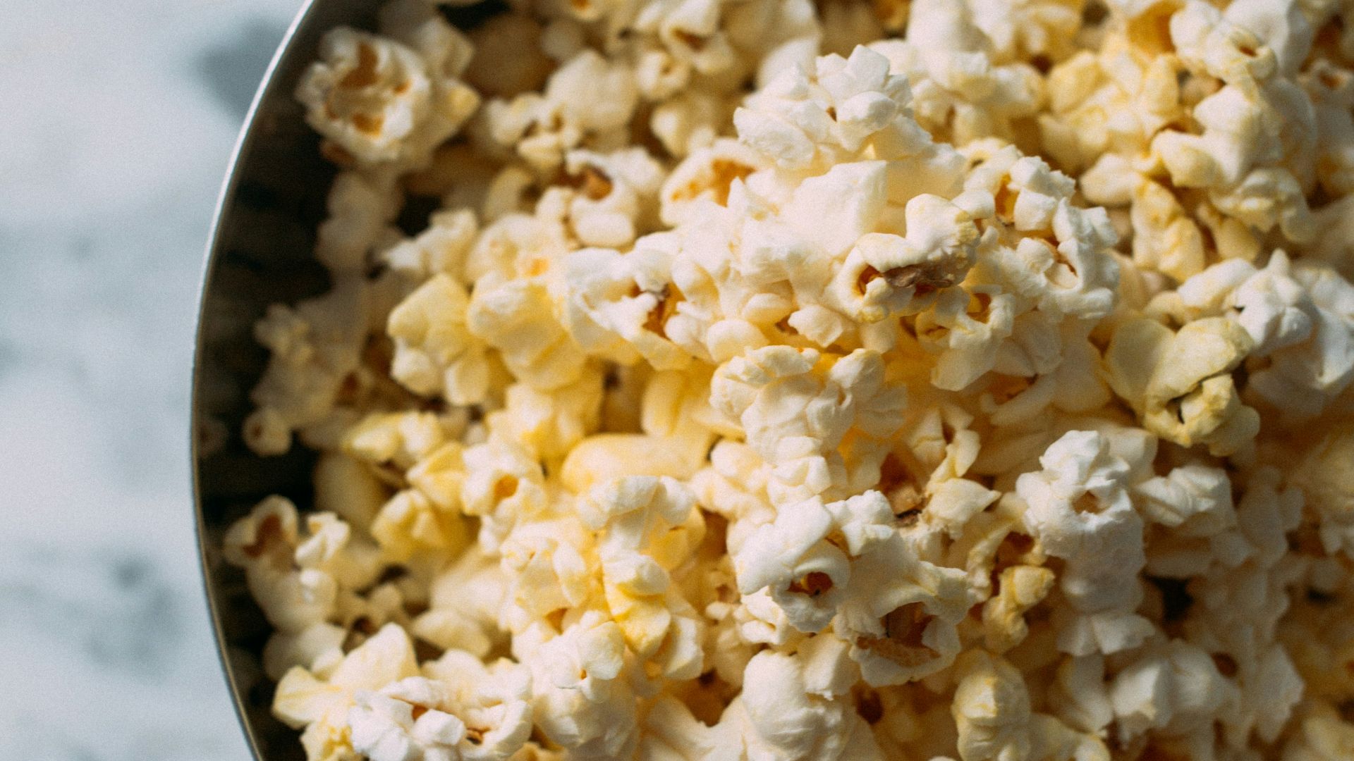 photo of popcorn kernels