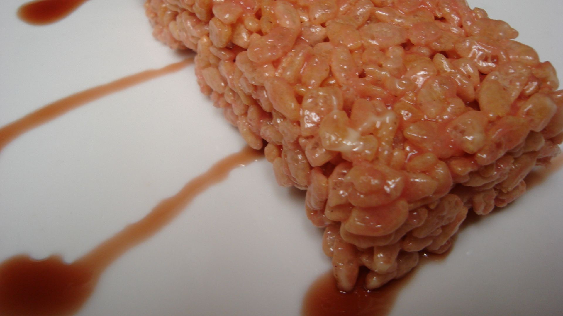 File:Strawberry (Vegan) Rice Krispie Treat (122343275).jpg