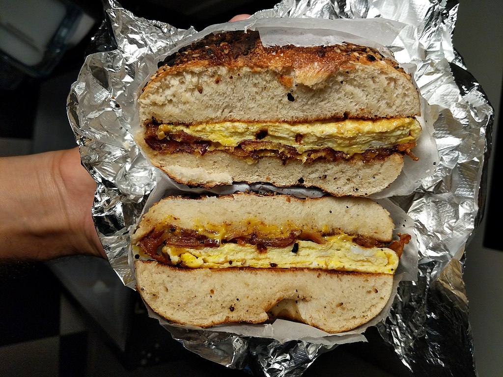 1024Px-Bec Sandwich On Everything Bagel