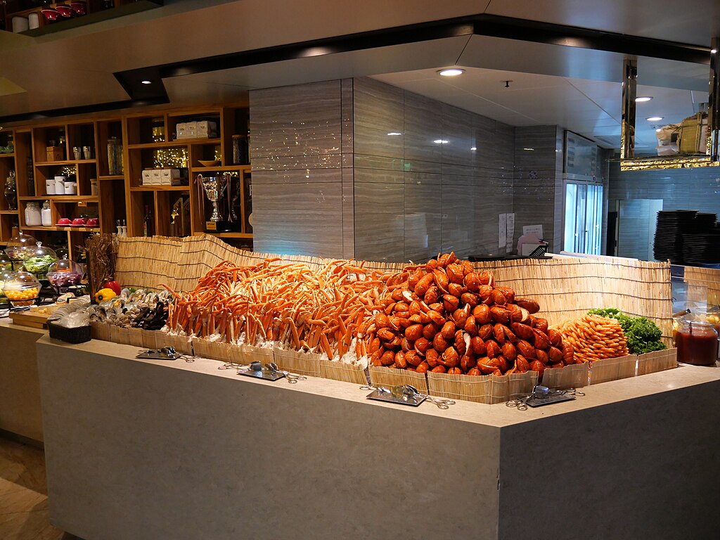 1024Px-A Cold Seafood From Mr Steak Buffet A La Minute (1)