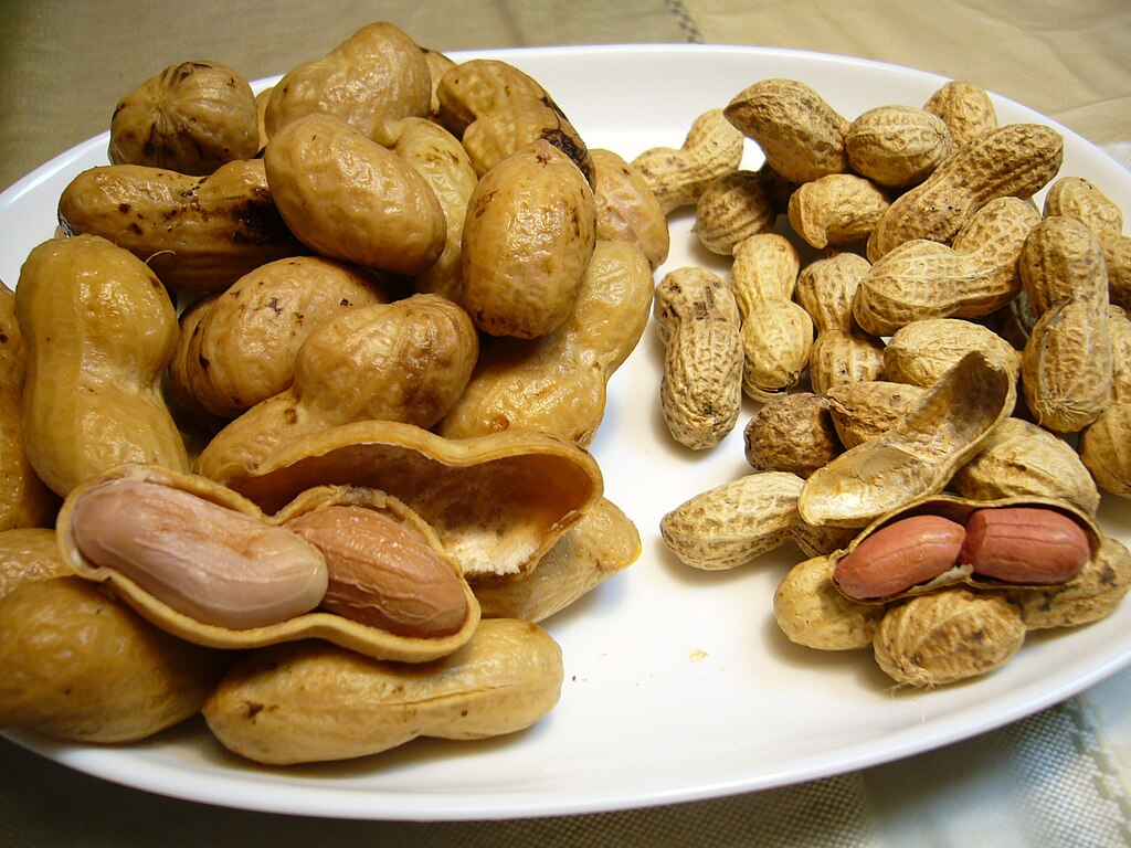 1024Px-Boiled Big Peanuts & Normal Peanuts, Katori City, Japan