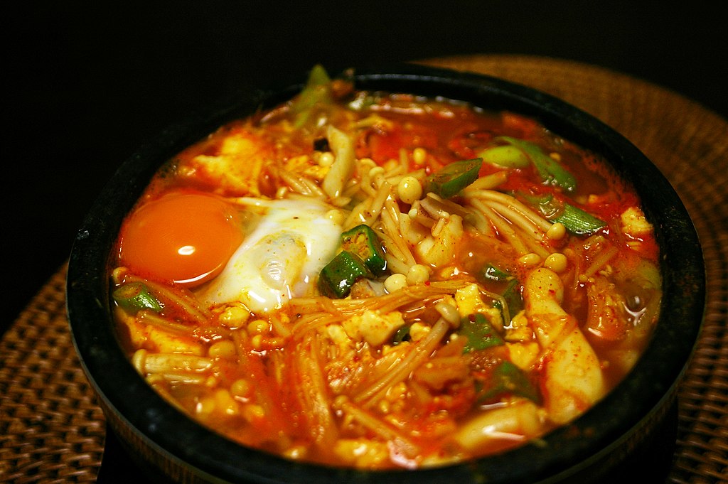 1024Px-Korean Stew-Sundubu Jjigae-05