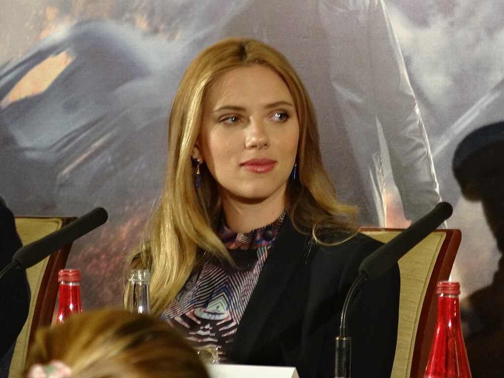 1024Px-Scarlett Johansson - Captain America 2 Press Conference