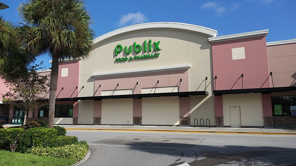 1024Px-Publix Super Market At Tri City Plaza, Clearwater, Florida, Sep 2020