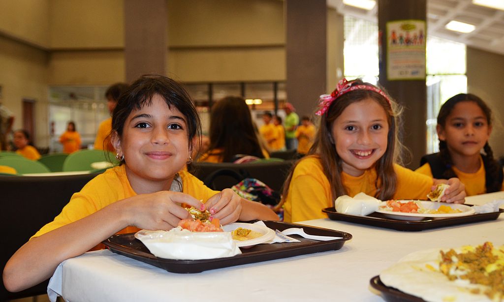 1024Px-Summer Kids Eat Lunch - Flickr - Usdagov