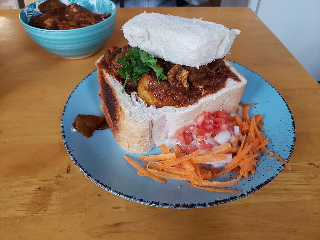 1024Px-Bunny Chow With Lamb & Potato - African Chow 2023-07-27
