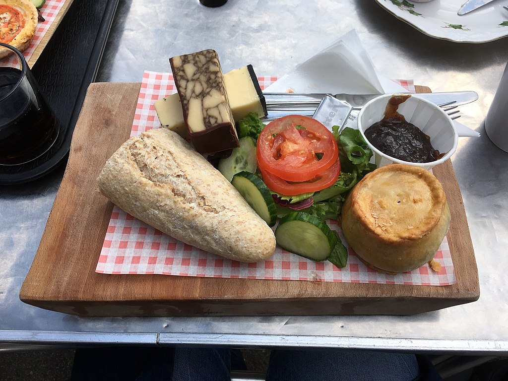 1024Px-An Elsecar Ploughman's Lunch