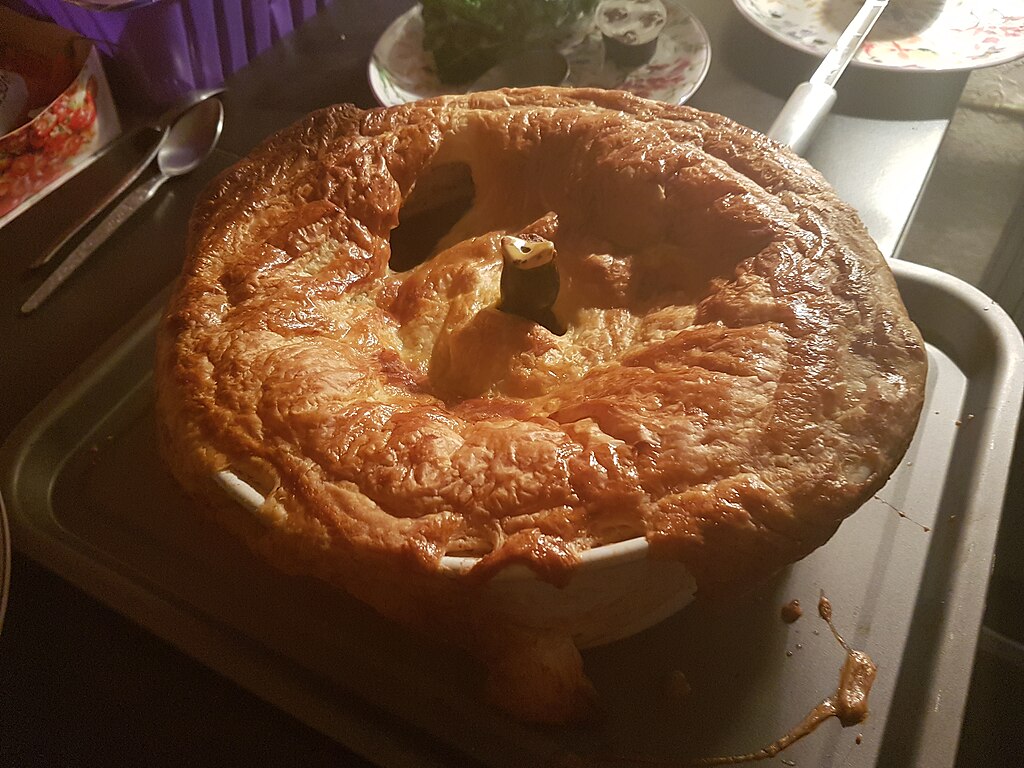 1024Px-Steak & Kidney Pie - 3 3 2019 (46565695054)