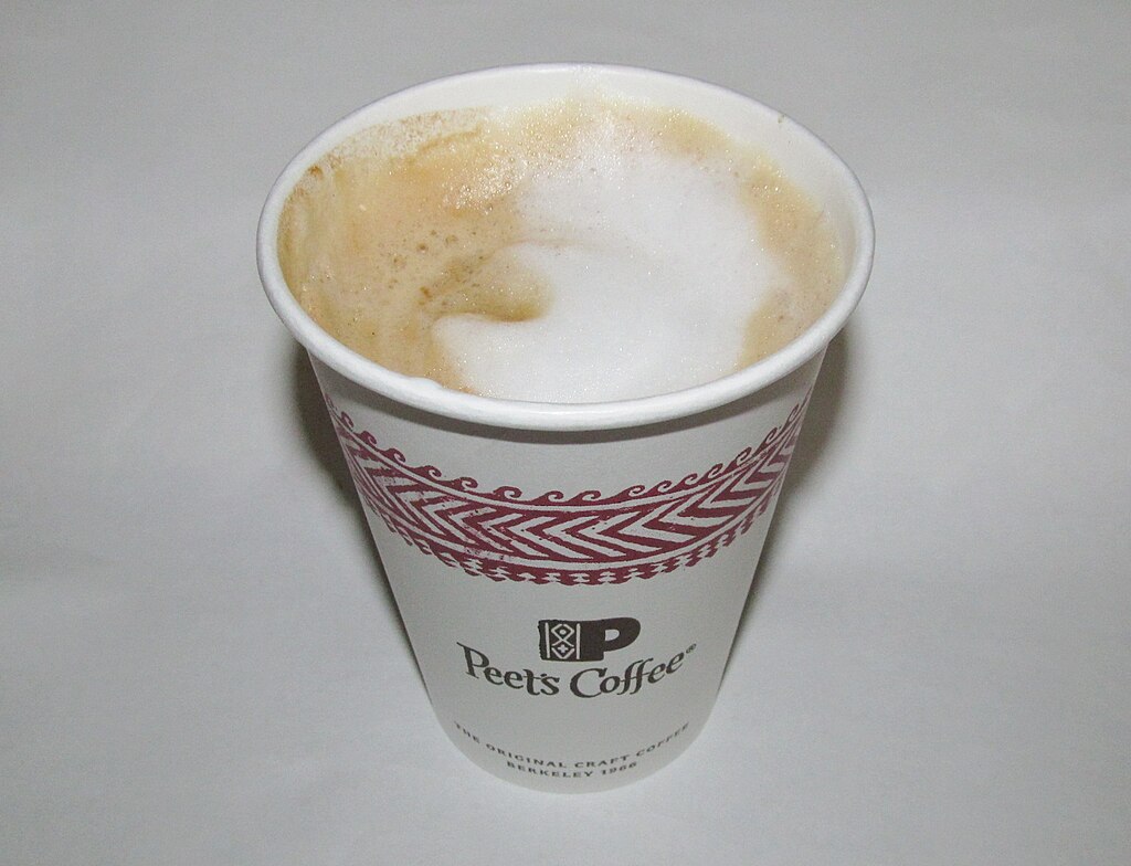 1024Px-Peet's Coffee Cappuccino (30867953495)