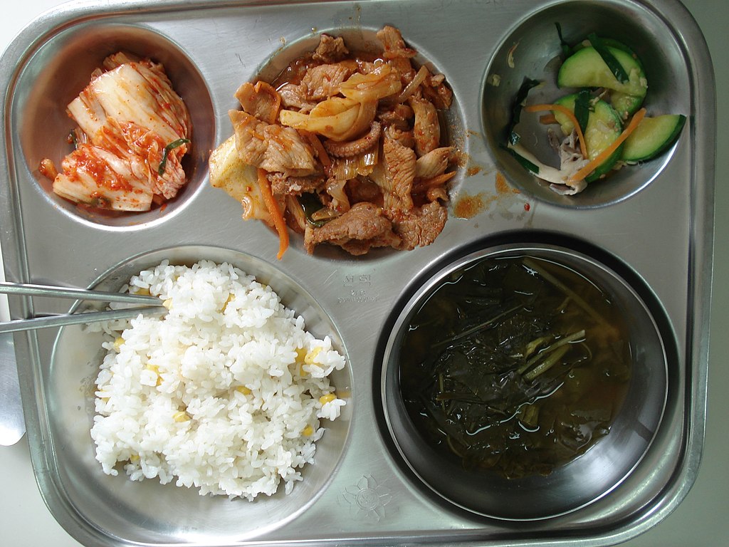 1024Px-A South Korean School Lunch