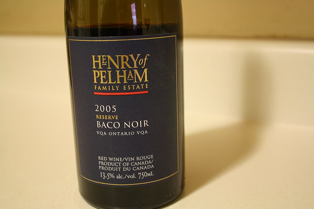 1024Px-Henry Of Pelham Baco Noir
