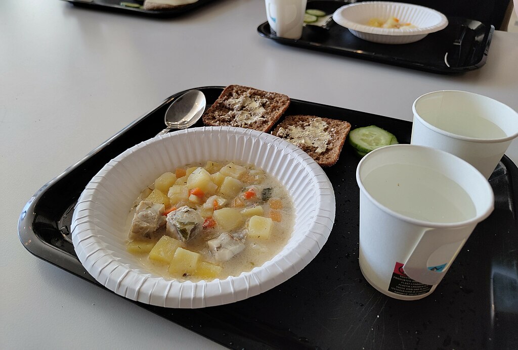 1024Px-School Lunch In Ylästö School