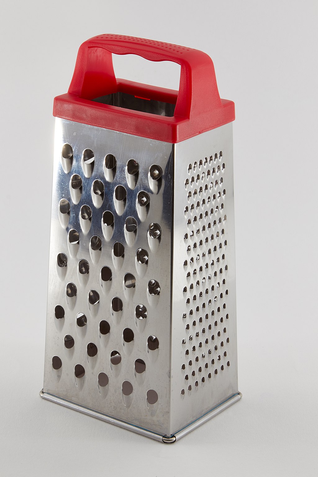 1024Px-Küchenreibe 1