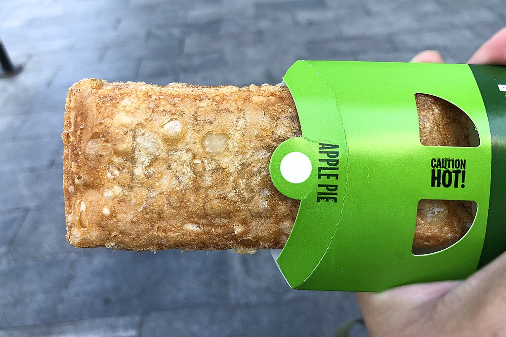 1024Px-Mcdonald's Apple Pie From Mcdonald's Dongzhimen Store (20200402110009)