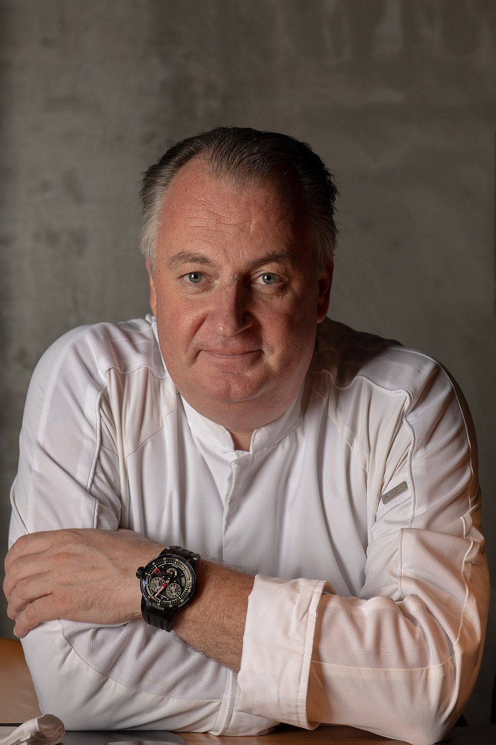 1024Px-Chef Stefan Stiller, Taian Table, Shanghai