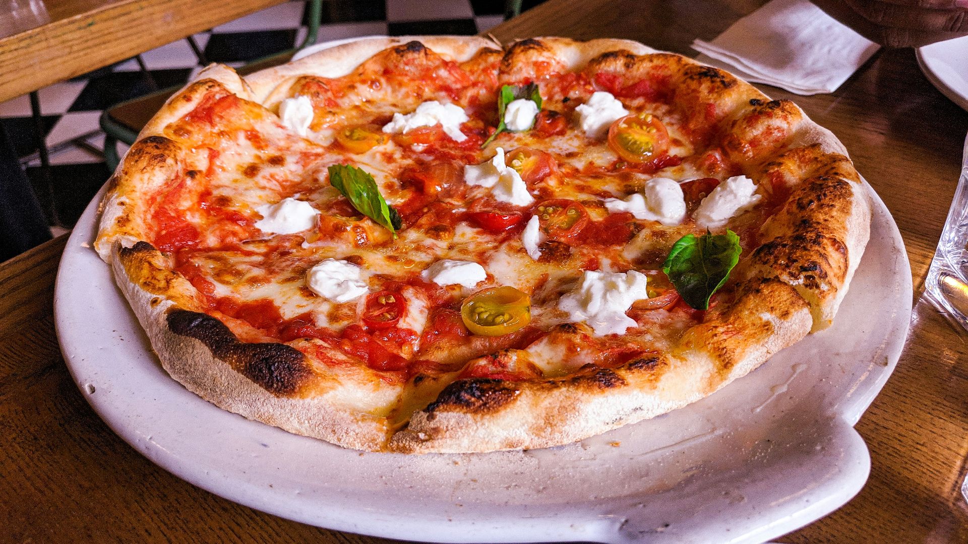 pizza with cheese and pepperoni