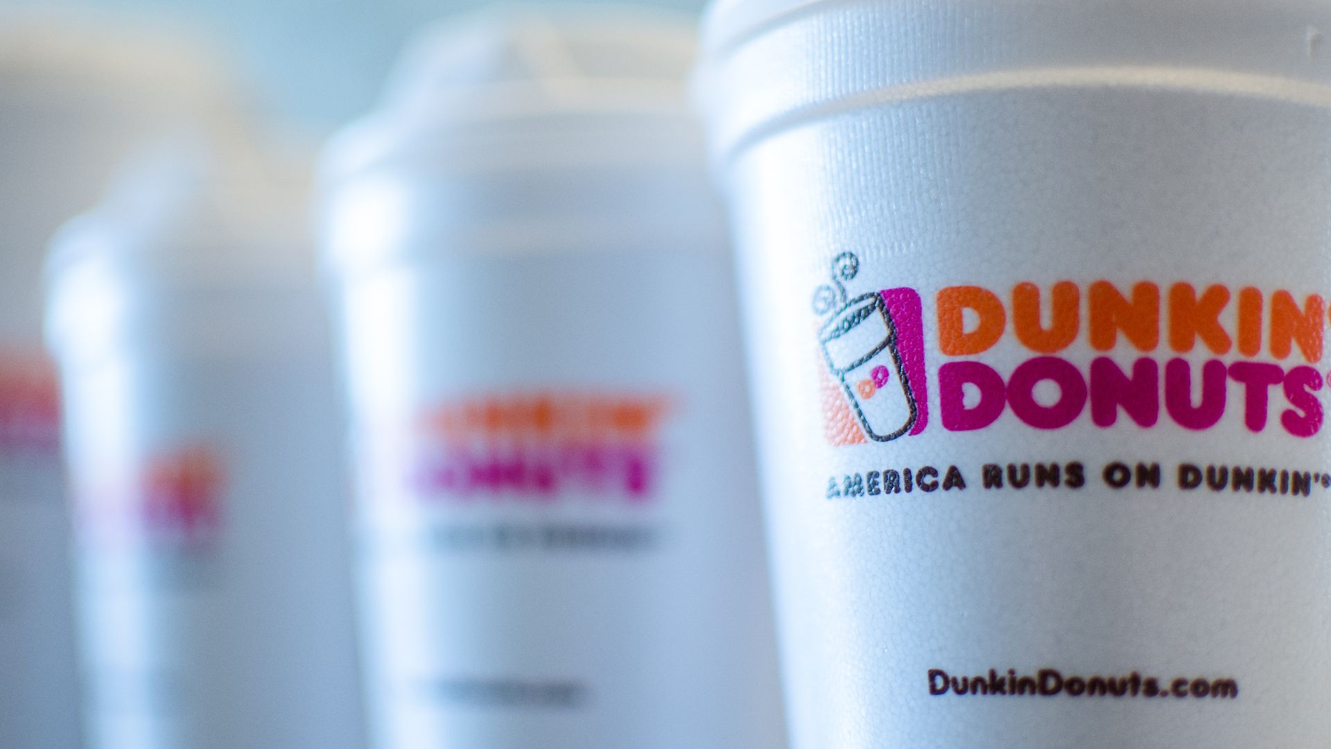 File:Dunkin Donuts coffee (8639293426).jpg