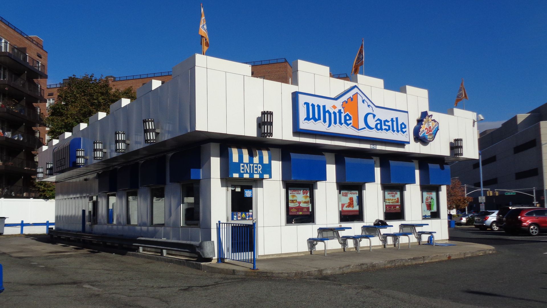 File:Queens Blvd 57th Av 04 - White Castle.jpg