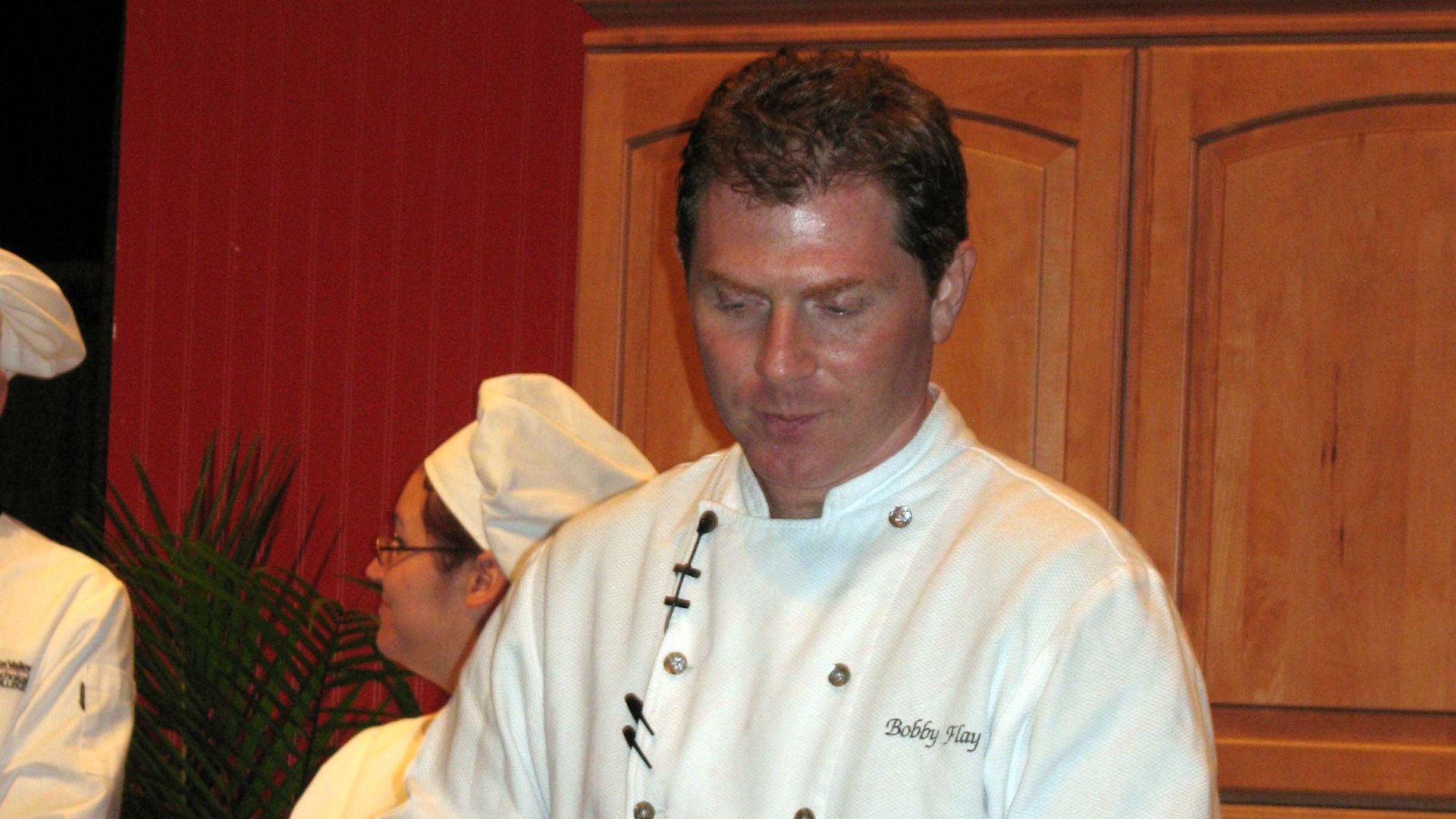 File:Bobby Flay Green Bay 2007.jpg