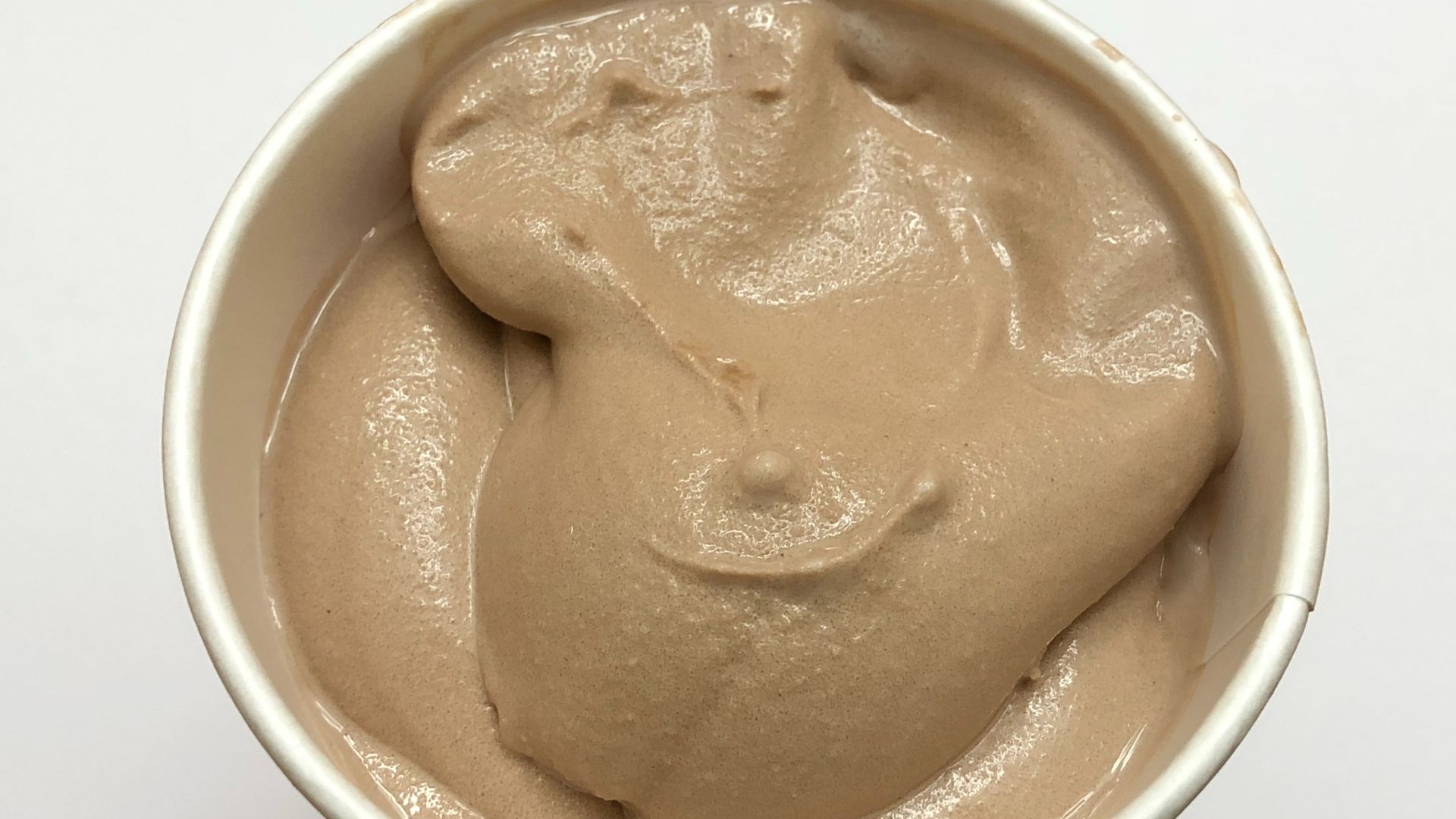 File:2020-04-28 21 04 48 A large chocolate Frosty from Wendy's in the Franklin Farm section of Oak Hill, Fairfax County, Virginia.jpg