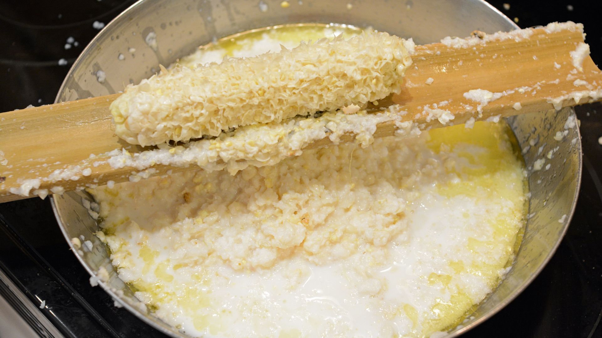 File:Cooking creamed corn.jpg