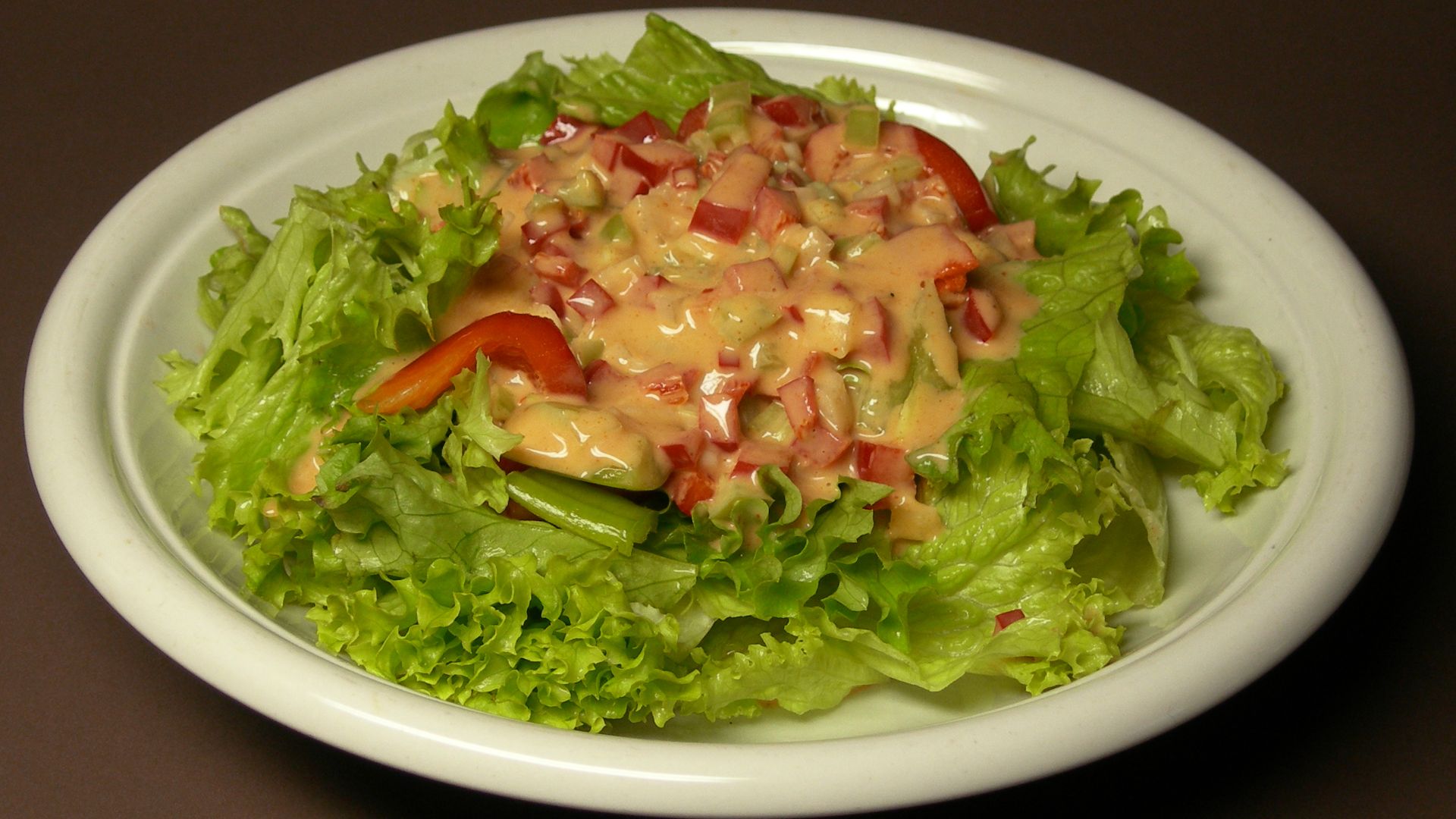 File:Thousand-Island-Dressing (Salad).jpg