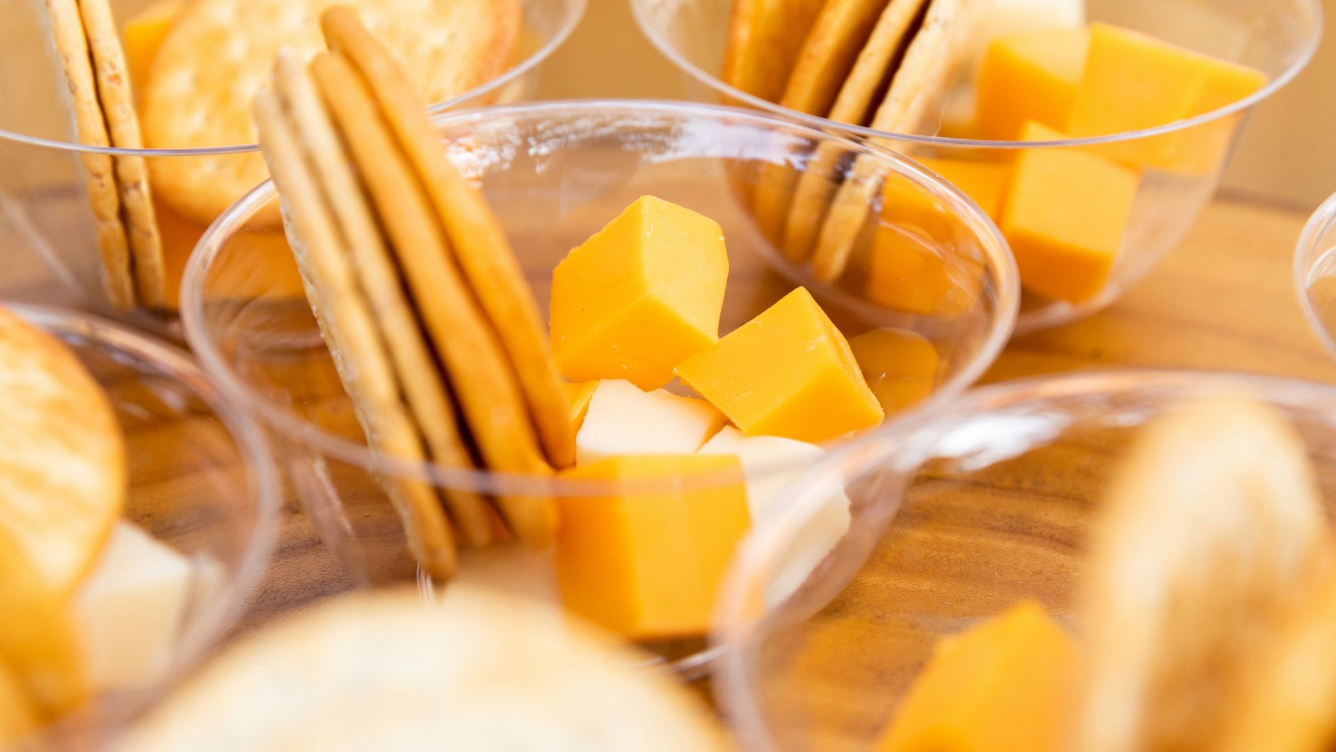 sliced mango in clear glass bowl