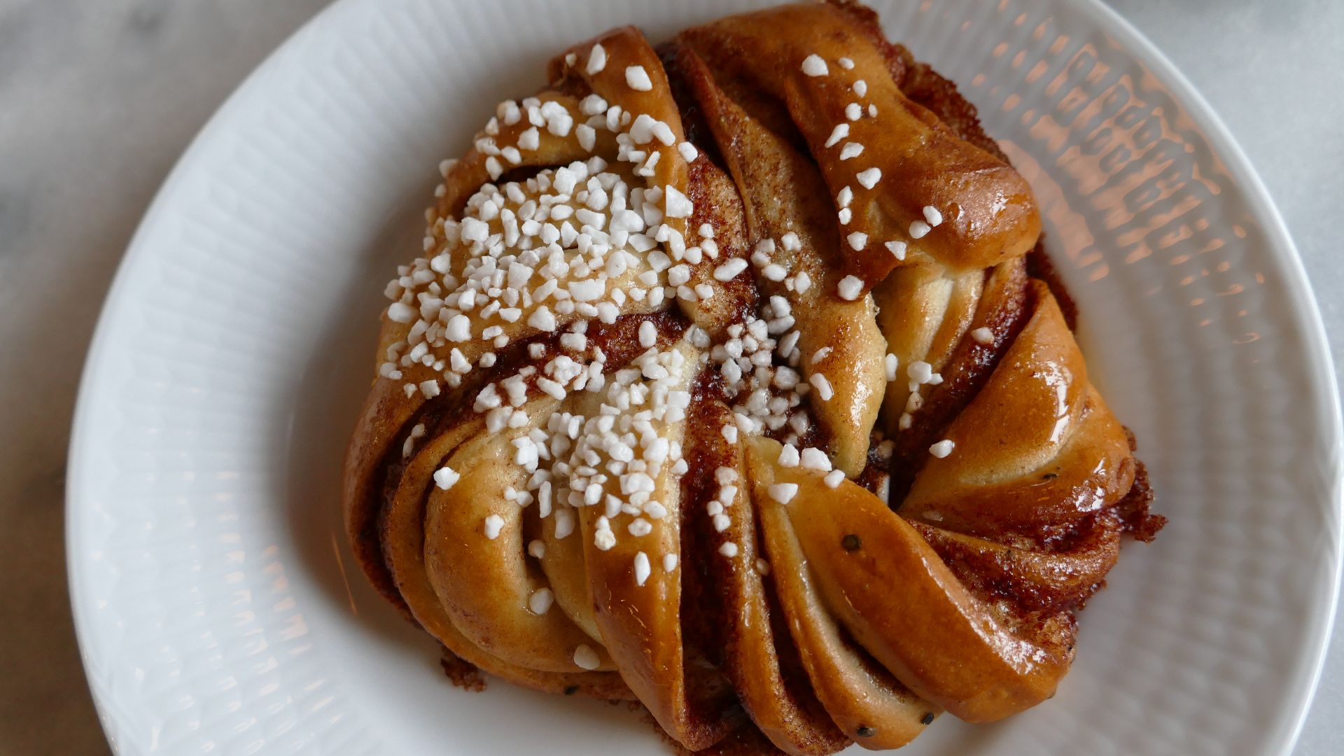 File:Cinnamon roll in Stockholm.jpg