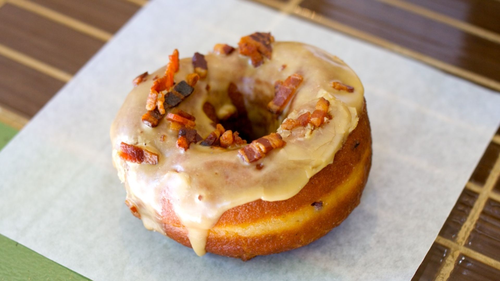 File:Dynamo bacon maple doughnut (3611786331).jpg