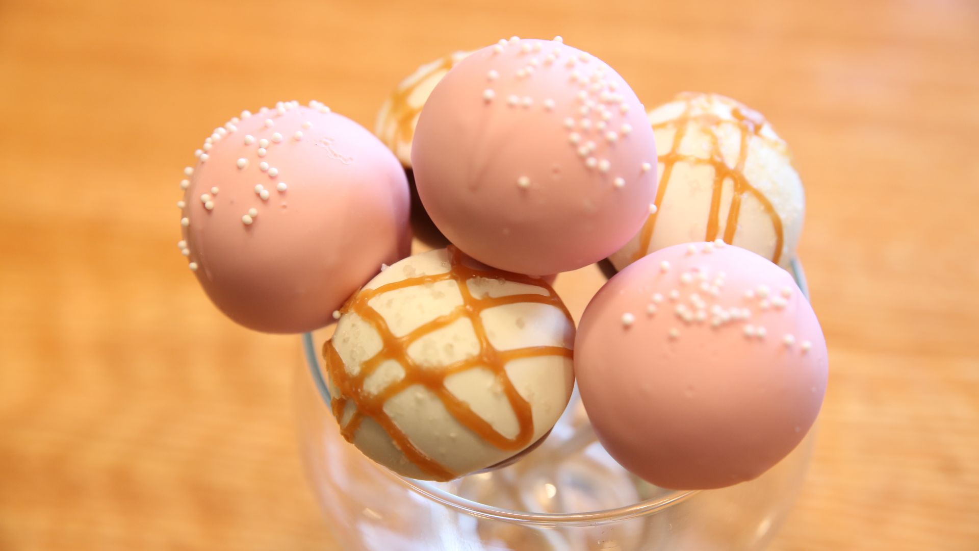 File:Starbucks Birthday Cake.jpg