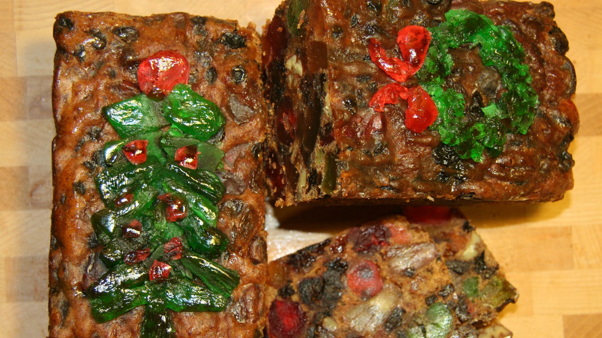 File:Fruitcake.jpg