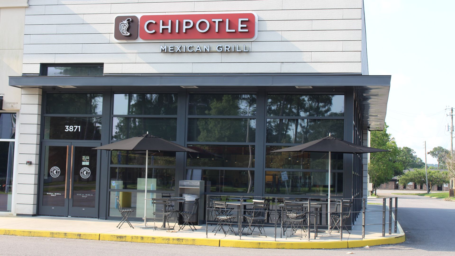File:Chipotle Mexican Grill, Mobile.jpg