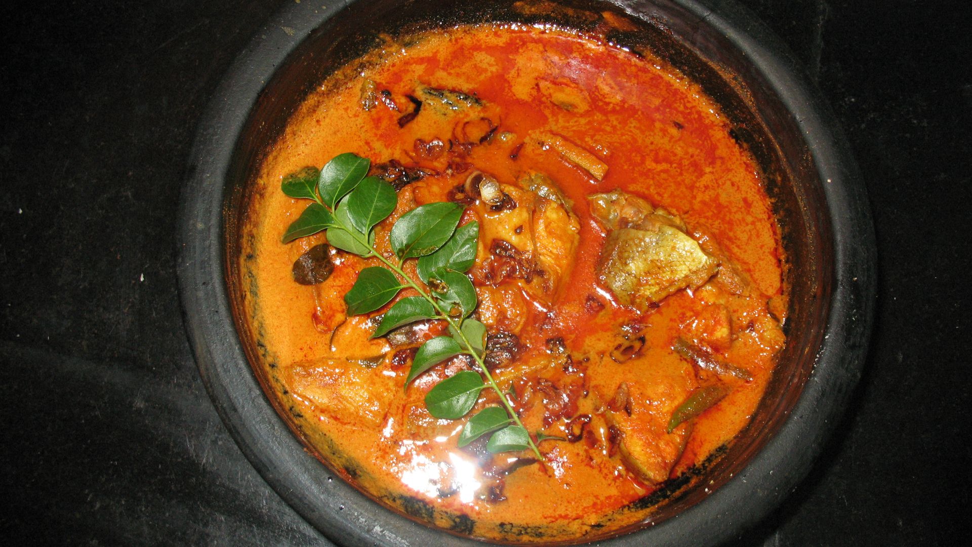 File:Meen curry 2.JPG