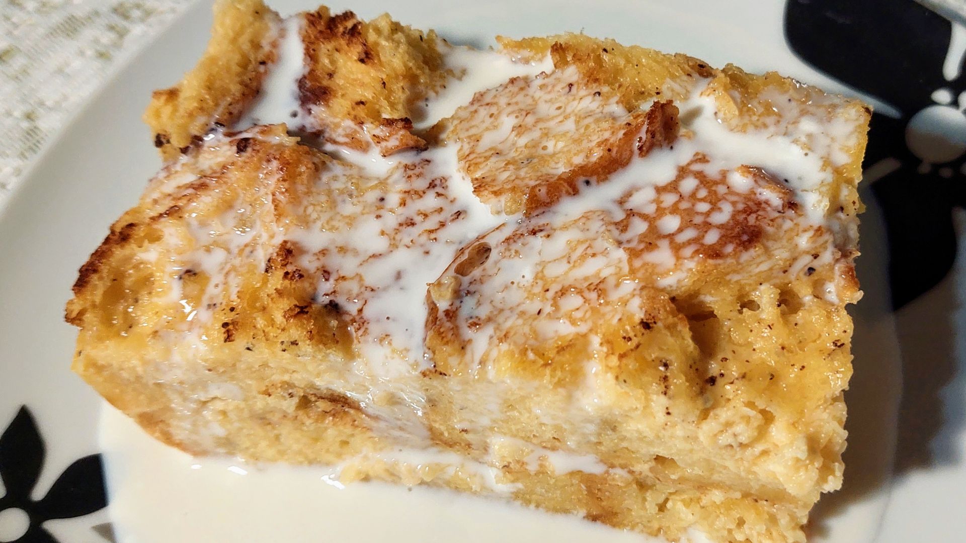 File:Bread Pudding.jpg