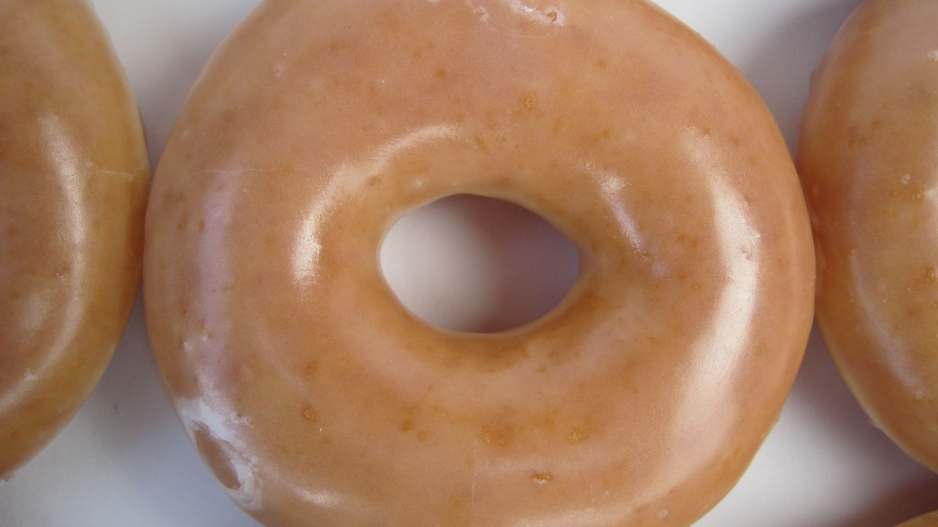 File:Krispy Kreme glazed donut.JPG