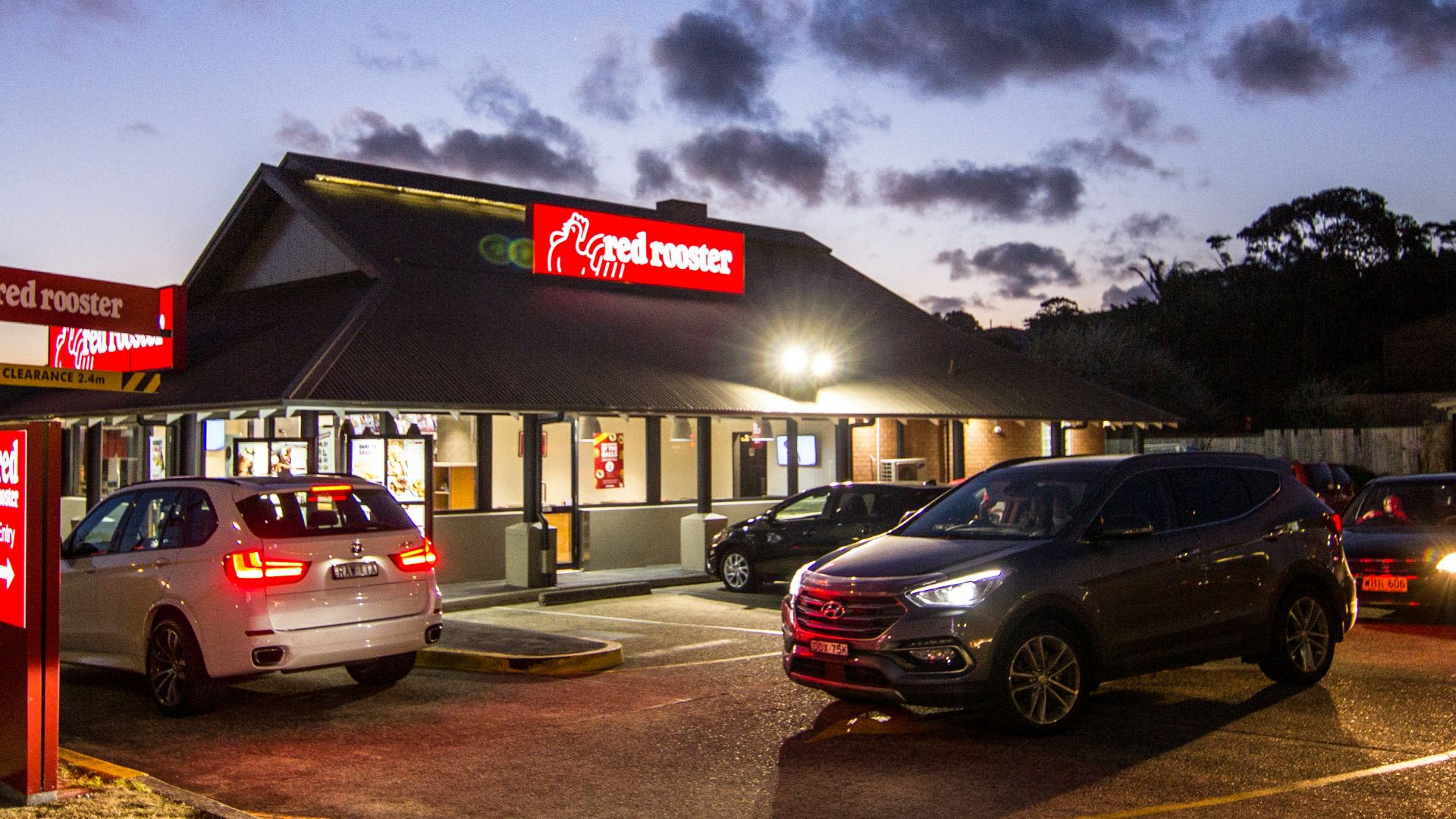 vehicle on drive thru