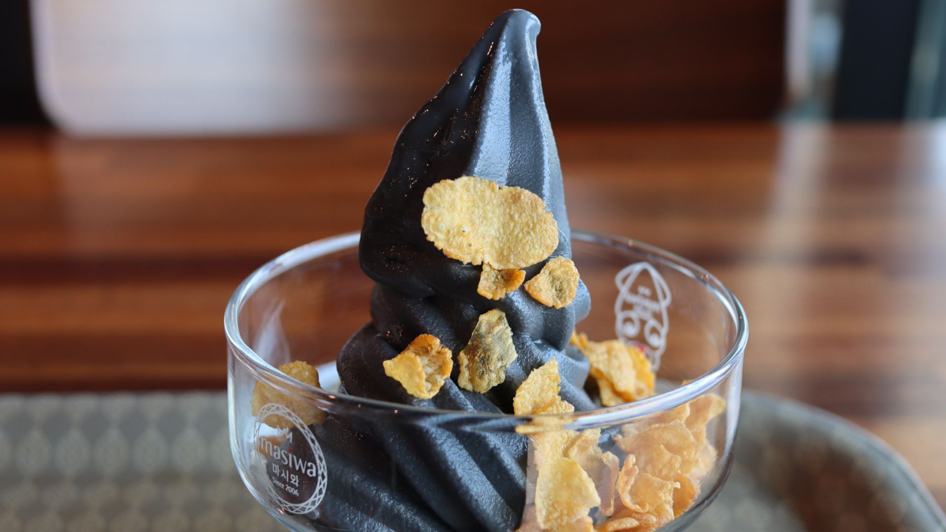 File:Squid ink ice cream 20220502 001.jpg